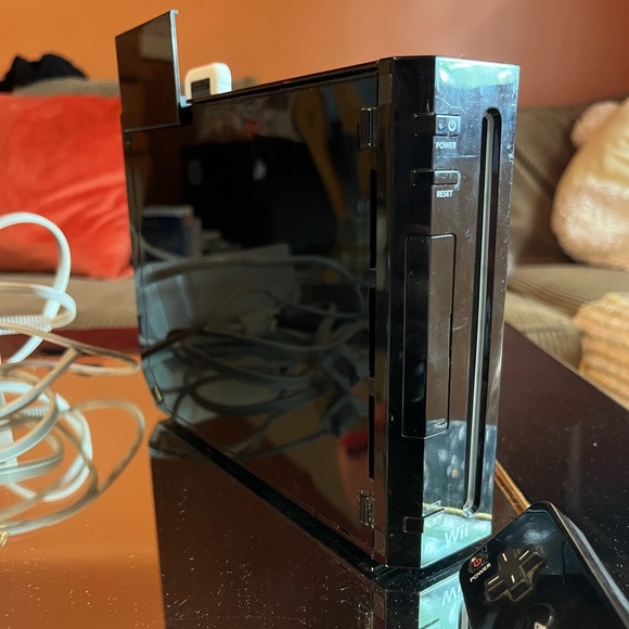 Wii Bundle 🔥GameCube Compatible Power Cords, Remote + Nunchuck, memory card etc - Picture 2 of 4